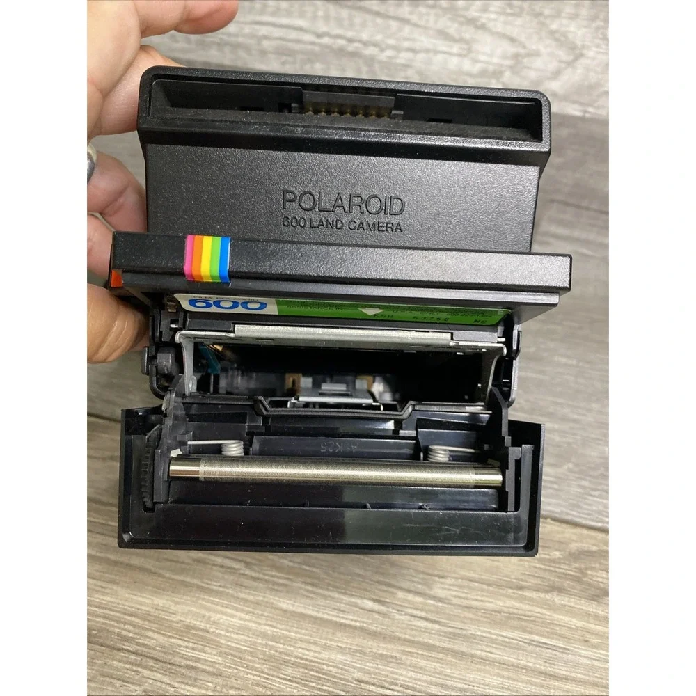 Vintage Polaroid One Step 600 Instant Film Camera w/ Box & Manual